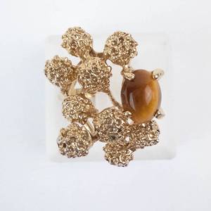 Tigers Eye Gold Tone Ring with Floral Cluster Crown - Size 6 12