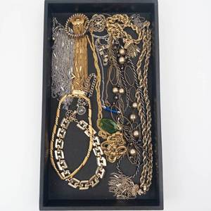 Assorted Costume Jewelry Necklaces & Chains