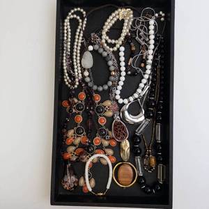 Assorted Costume Jewelry Necklaces & Bracelets - Pearl, Bead, Stone & Wood Mix