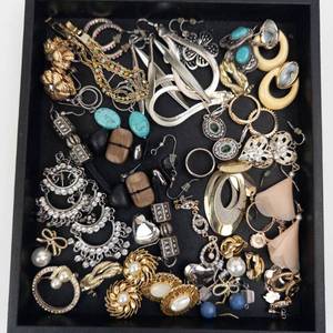 Assorted Costume Jewelry Lot - Turquoise Cabochon Accents, Pearls & Rhinestones