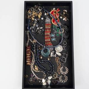 Assorted Costume Jewelry Lot - Necklaces, Earrings, Bracelets & Rings