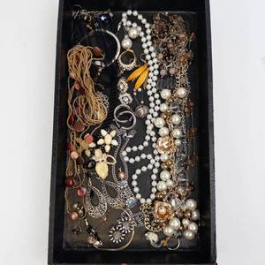 Assorted Costume Jewelry - Necklaces, Beads & Earrings