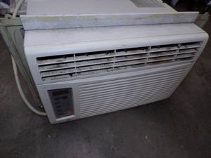 Xenith 6500 BTU Air Conditioner