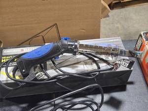 Chicago Electric� 130W Heavy Duty Hot Knife