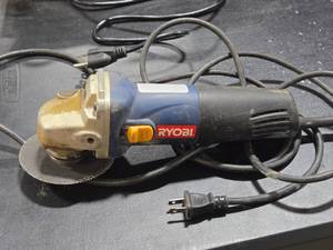 Ryobi� 4-12 Angle Grinder AG402