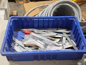Lot of (1 Bin) Reciprocating Saw Blades (used)