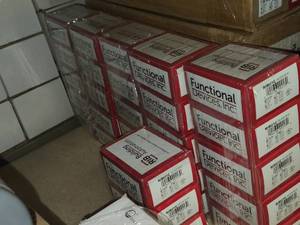 Lot of (28) RIB Functional Devices Relay RIBUIC (in original packaging)