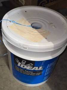 Ideal Powr-Fish Pull Line 5-gal Pail (23 full)