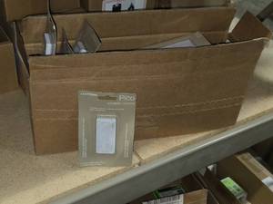 Lot of (33) Lutron Pico Wireless Control #PJ2-3BRL-GWH-L01 (in original packaging)