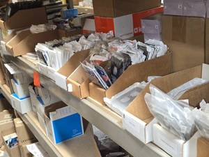 Lot of (1 Shelf) Commercial  Residential Wall Face Plates - Various Brands Including Leviton, Lutron, Trademaster