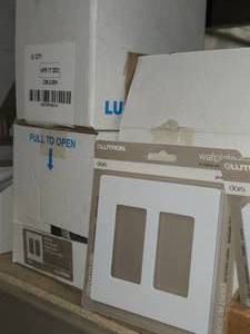 Lot of (3 Boxes) Lutron 2-gang Screwless Wall Plate White #CW-2-WH 12-count ( 36 total items ) (in original packaging)