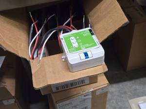 Lot of (7) Lutron Vive Pow Pak FCJS-010