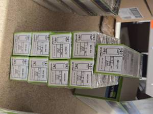Lot of (9) Leviton Switch 5633-2W