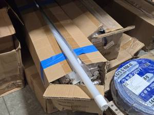 Lot of (2 Boxes) Lamps - LED SMD 4 15WT84000K VT-T8DW158404 Direct Wire 25-count ( 50 total items )