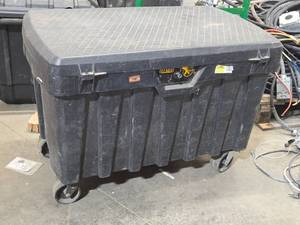 Contico Xtreme Pro Tuffbin Tool Box with Wheels - ITEM HALTED - ITEM NO LONGER AVAILABLE - CONTACT AFFILAITE