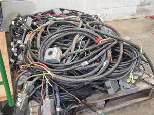 Lot of (1 Pallet) Heavy Duty Cords - ITEM HALTED - ITEM NO LONGER AVAILABLE - CONTACT AFFILAITE