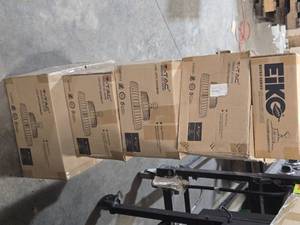 Lot of (4) V-Tac LED UFO High Bay Lights (200W, 240W and 100W (x2)  (1) Eiko LED Round High Bay Light 100w