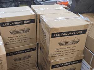 Lot of (5) LED Canopy Light 40W 100-277V 5000K