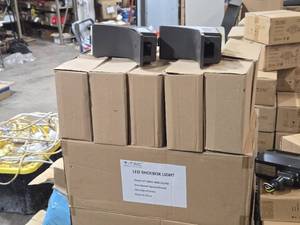 Lot of (20) V-Tac LED Shoebox Light Arm Mount SquareRound VT-SBN2-ARM-SQ-RD