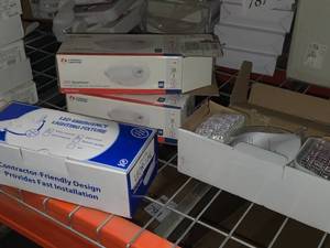 Lot of (4) LED Emergency Lights (assorted)