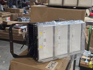 Lot of (1) Sonaray Explorer Area Light Fixture 5000K 480W FL-5480