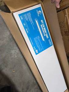 Lot of (2) Energetic Lighting 4 LED Wrap Light