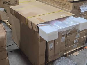 Lot of (5) E Tech LED TR Series LED 2x4 Volumetric Troffer Light TR-24-A9-40-40-100277