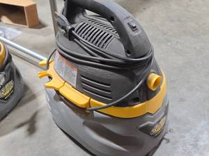 Emerson Electric Stinger Household Wet  Dry Vac