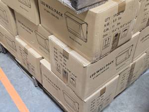 Lot of (4) V-Tac LED Wall Pack VT-WPC-60W-850