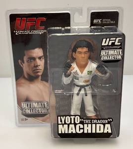 UFC Round 5 Ultimate Fighting Championship (LYOTO The Dragon MACHIDA) Action Figure (New Old Stock)