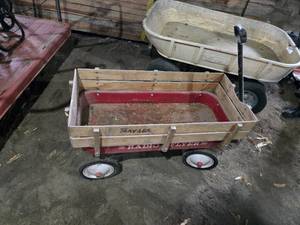 Radio Flyer Red Wagon with Wooden Sides