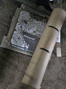 Waterproof Core Flooring Tiles and Small Decking Boards