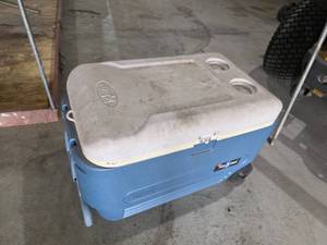 Igloo MaxCold 5 Day Wheeled Cooler