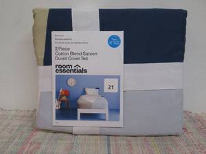 Room Essentials TwinXLTwin Cotton Blend Sateen Duvet Cover and Sham Set IvoryLight BlueKhaki Geo