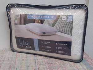 Stearns & Foster Standard Latex Pillow, 24x16 Medium Feel  Pressure-Relieving