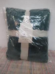 Green, 50in x 60in Soft Faux Fur Throw Blanket by Threshold