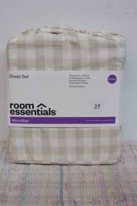 Queen Microfiber Sheet Set Khaki Gingham - Room Essentials