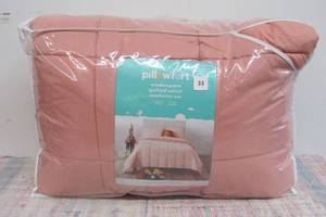 FullQueen Kids Comforter Set Windowpane Velvet Pink - Pillowfort