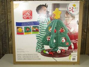 Step2 My First Christmas Tree Stacking & Sorting Educational Toy with Storage Capability, 12 Pieces
