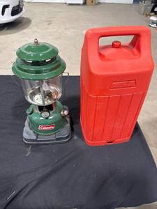 Coleman Lantern & Case Set