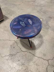 Feather Motif Metal Stool