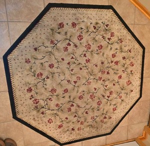 Octagonal Floral Area Accent Rug with Dark Border