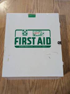 Zee First Aid Wall Mount Case - Lockable
