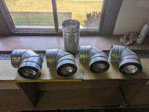 Lot of 5 Simpson Chimney -4 Dura-Vent 90 Deg Elbow & 1 Straight
