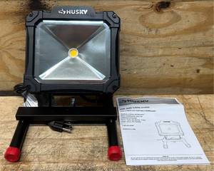 Husky 3500-Lumen Portable LED Work Light