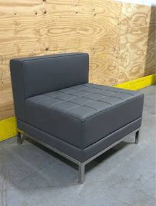  HERCULES Imagination Series Contemporary LeatherSoft Middle Chair MSRP $351.80