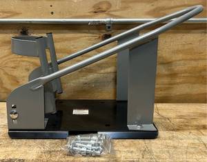 Ultra-Tow Self-Locking Motorcycle Wheel Chock #58208 Msrp $57.99