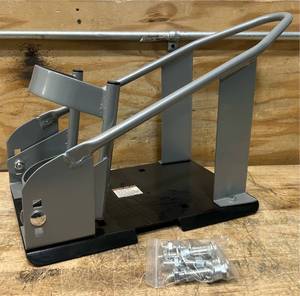 Ultra-Tow Self-Locking Motorcycle Wheel Chock #58208 Msrp $57.99