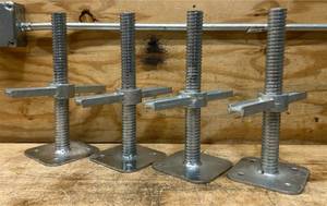 Metaltech Scaffolding Level Jack lot of 4