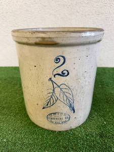 2 Gallon Blue Leaf Union Stoneware Crock Red Wing MN